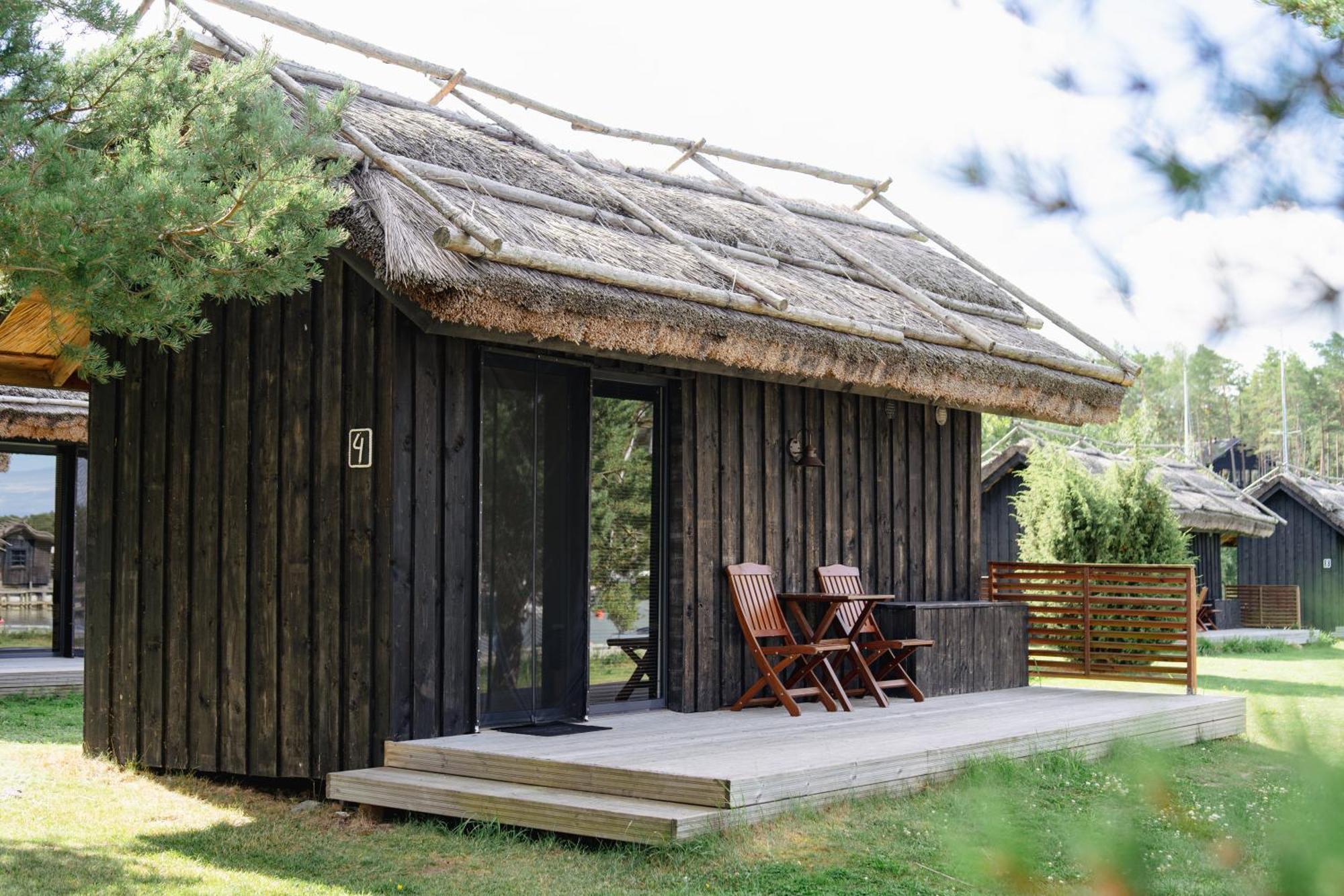 Villa Peterzens Boathouse Laupunen Exterior foto